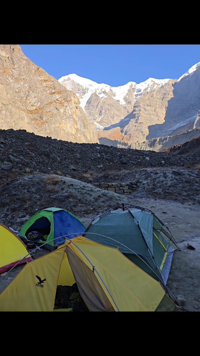 #northabc #himalaya #annapurnarange🇳🇵 #tent #survival #adventure #trekking #fun #fyp #nepal #heavenly #exploremore #heavenismythnepalisreal 