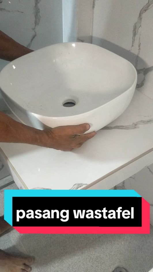 pasang wastafel  #kulibangunan #tukangmuda #tukangbangunan #paaangwastafel  #wastafelcucitangan 
