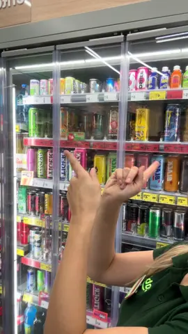 Was tez relaksuja takie filmy?  #zabka #dlaciebie #fit #asmr #zabkasklep #dokladanie #towar #restock #bigrestock #moster #energy #alot #duzo #tazzabki #rel #nice 