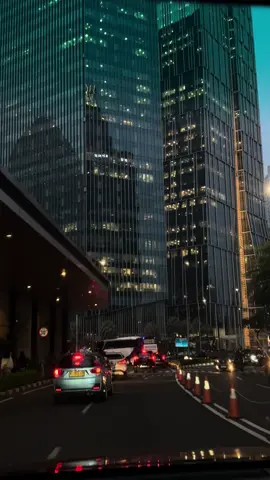 Jakarta dumb 🫡 #fyp #fypシ゚viral🖤tiktok #jakarta #citylights #cityview #mentahan #mentahanvideo 