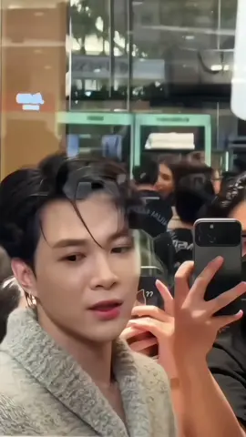 : nhìn vậy đủ rồi.. #songluan #atus #luantus #viral 