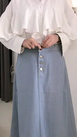 ootd warna masuk❌  ootd warna acak2an🤣✅ wkwkwk btw cek keranjang kuninggg 🛒#outfit #mixandmatch #stylingideas #HijabFashion 