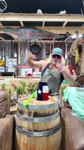 Big thanks to @Load Trail for this bottle and setting me up with the trailer!!! #whiskey #bourbon #stalekracker #fyp 