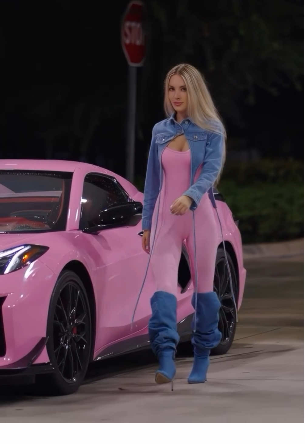 I need my tank filled again 😜💖 • • • • • #corvette #corvettec8 #pinkgirl #pink #carcommunity #catsoftiktok #cartoon #casal #cargirl #perte #perteeee #perteee #viral #viralvideotiktok #viralvideo🔥 #viratiktok #foru #foruyou #fpy #xtee #Love 