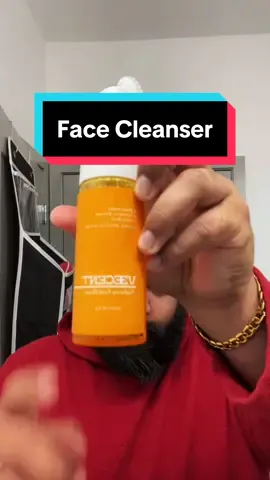 Rose water, turmeric extract, kojic acid is killing the game and brighting faces! #rosewater #turmeric #kojic #facecleanser #tiktokblackfriday #tiktokcybermonday #giftguide #holidayhauls #ttstakeover 