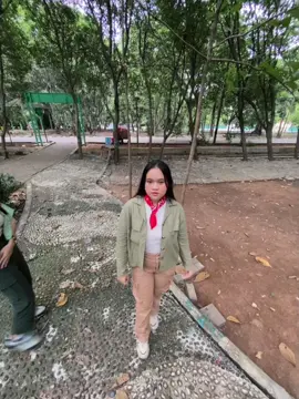 #adventure #yearbook #jumanji #outfit #outfityearbook 