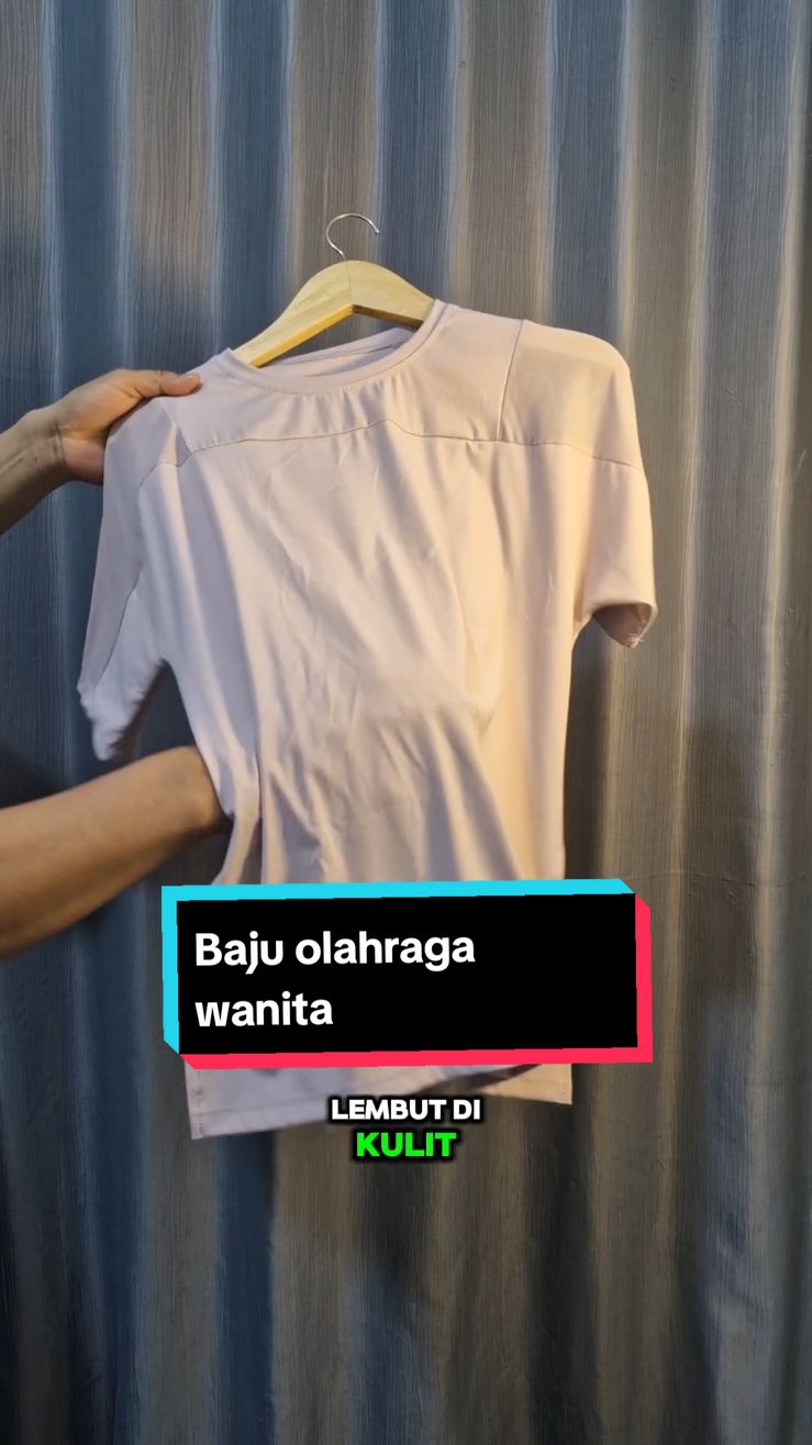 Baju atasan olahraga wanita. #bajuolahragawanita #bajuolahraga #reytorrm #cuantanpabatas 