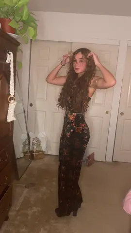 🔥 song #outfit #viral #fyp 