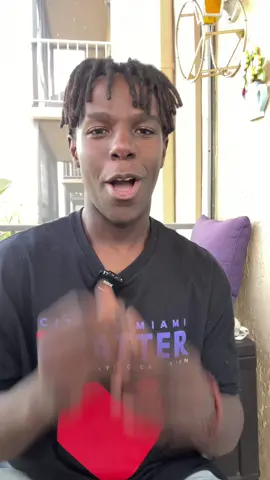 #ad Chegg is an absolute LIFESAVER for student athletes 🤩⚽️ #cheggcreator #smallstepsftw #fyp #Soccer #football #footy #tutorial #skill 