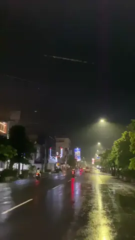 purwokerto after rain wkwk syahdu sekaliiiiiiiii