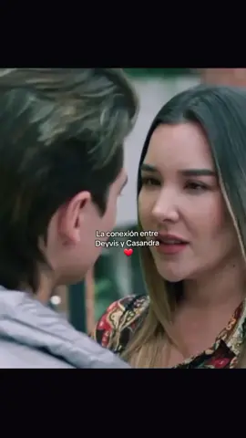 uffff❤️😍#tunombreyelmio♥️ #deyvisycasandra🥰 #deyvisorosco🎶🇵🇪💓 #casandra💖#alesandrafuller #mariocortijo #escenasbonitas#videito#🙈✨️
