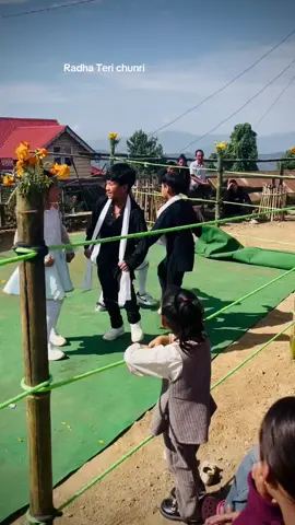 Oh radha teri chunri Sisir,Samyog,Semina,Jerry#trending #panchtharmuser😘tiktoknepal❤️ #fypシ 