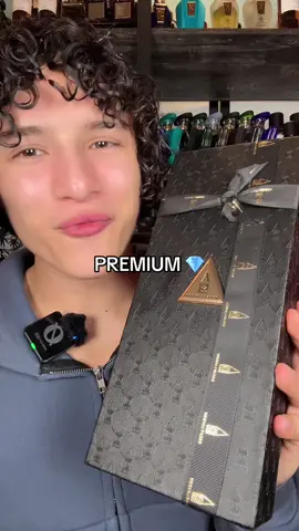 Oscar London is SPECTACULAR 🤩🔥 #fragrancetiktok #perfumetiktok #perfume #lemaleelixir #valentinoborninroma 
