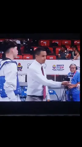 Un pequeño resumen de como me fue en éstos Juegos Deportivos Nacionales 2024, no obtuve el primer lugar pero la verdad me siento orgulloso de lo mucho que he avanzado, de que logré superar mis propios limites, que cada entrenamiento, cada esfuerzo no fue en vano, logramos obtener medalla de plata, no estoy conforme pero si feliz de que cada día que pasa damos un paso por más pequeño que sea, así culminamos esté año Segundo Lugar en Los Juegos deportivos nacionales 2024🥈💙... No nos detenemos, ¡que esta medalla de plata sea la llave para abrir la puerta hacía el Oro! 🥇🥋 #parati #taekwondo #tkd #tkdlife #combate #nacionales  #oriente2024 #campeon #metas #perseverancia 