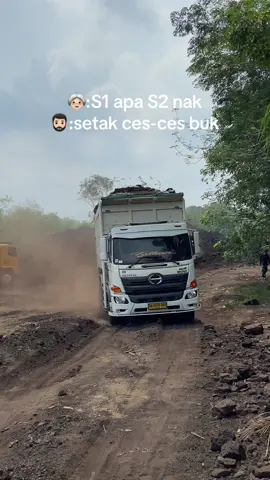 🤤 #hino500 #fypage #fyp #trending #beranda #fypシ゚viral #euro4 