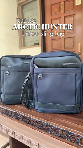 Waterproof unisex sling bag from Arctic Hunter 🔥Free shipping and Fast delivery✅Check out now #arctichunter #slingbag #unisex #fyp 