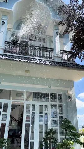 Máy phun tuyết nhân tạo 1500w trang trí giáng sinh #mayphuntuyet1500w #mayphuntuyet #trangtriquancafe 