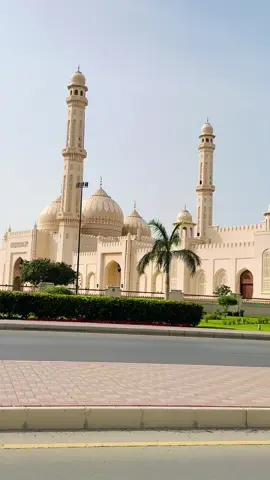 Beautiful Mosques Oman #oman🇴🇲muscat🥀🌹 #muscat_oman🇴🇲 #muscat_oman #jummamubarak #oman🇴🇲 #muscat #explorepage #foryou #سلطنة_عمان 
