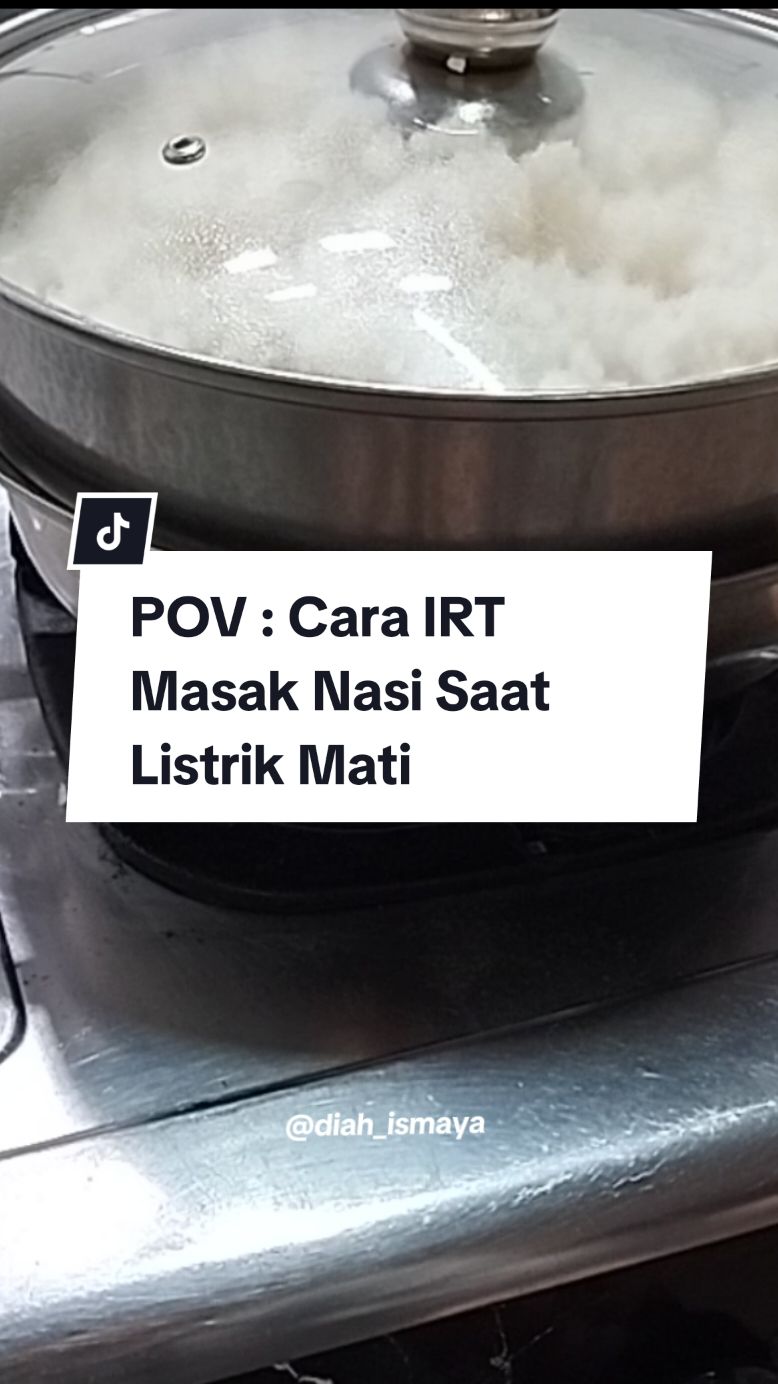 Udah gak kesel lagi saat listrik mati tapi nasi blm mateng. Kukus aja dgn #pancistainless 2 susun ini, cuma 40rb kamu sdh bisa terima panci ini di rumah 😍 #pancikukusan #pancimurah 