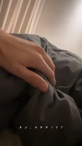 the way he is sleeping,i can feel his comfortness💏🏻😍💜 . . . #boyslove #realcouple #cute #bl #LoveIsLove #couplegoals #comfort  #douyin #小红书 #抖音 #bladdict #obsessed #hug #tiktokchina 