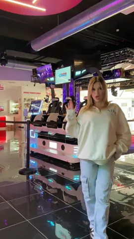 Five, six… 🖐️👆 @Gaia_Macca @Aldo iucci  #dance #trending #dancetrend #tiktokdance #dancing #dancechallenge #playcity #salagiochi 