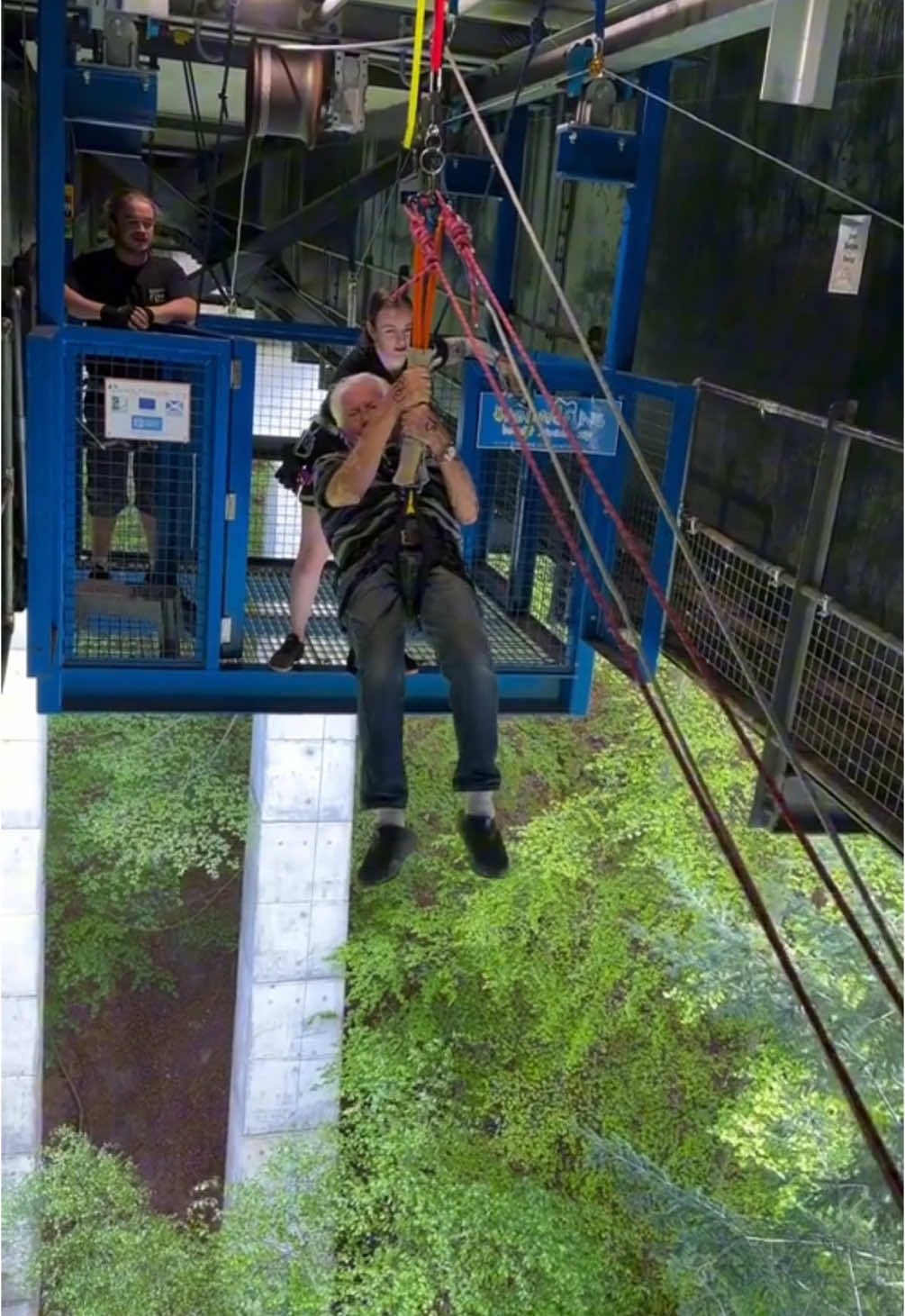 Would you do this?🤣 #highlandfling #Scotland #fyp #highlandflingbungee 