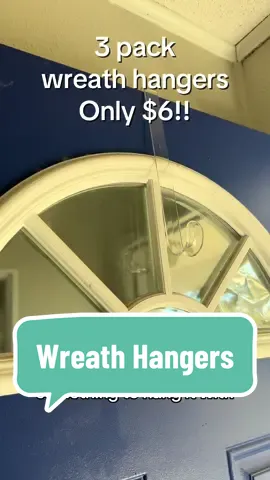 3 pack clear wreath hangers for all your holiday decorating #wreathhanger #decorations #tiktokholidayhaul #tiktokshopblackfriday #tiktokshopcybermonday 