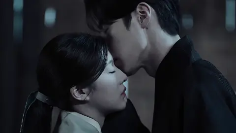 jang uk kissed cho yeongs eyes because thats where he recognised her soul oh my heart #alchemyofsouls #alchemyofsoulsseason2 #aos #choyeong #naksu #mudeok #goyounjung #jungsomin #fyp #foryou #xyzbca #nightslikethis @el ౨ৎ @won ౨ৎ 