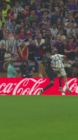 Dybala en el último suspiro. 💎🇦🇷 #CopaMundialFIFA #Dybala #Argentina 