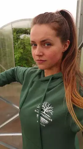 It makes me laugh when I see people arguing over religions and other things, getting worked up over labels and their beliefs. When really, we're all talking about the same things, just wording it differently 🤔