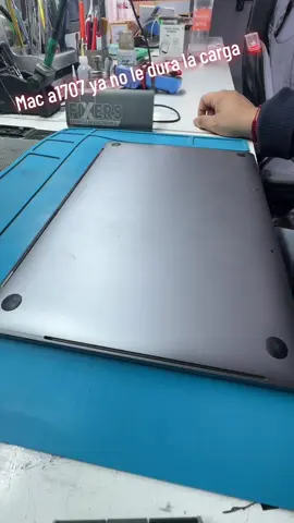 Cambio bateria mac a1707#mtynlmexico🇲🇽 #nl #guadalupe #sanicolasdelosgarza #apodaca #garcia #escobedo #santacatarina #centromty #electronica #carga #mty #apple #mac #machine #lap #laptop 