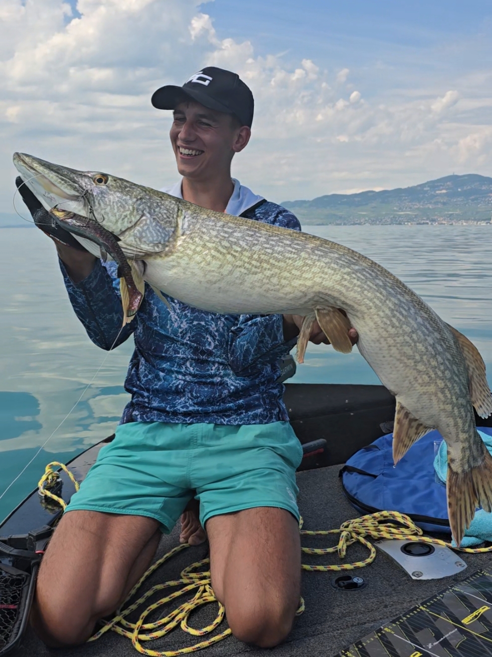 So ein geiles Erlebnis mit Freundin aufm Boot #hecht #hechtangeln #pike #pikefishing #harzfishing #fishing #fishinglife @Savage Gear Official 