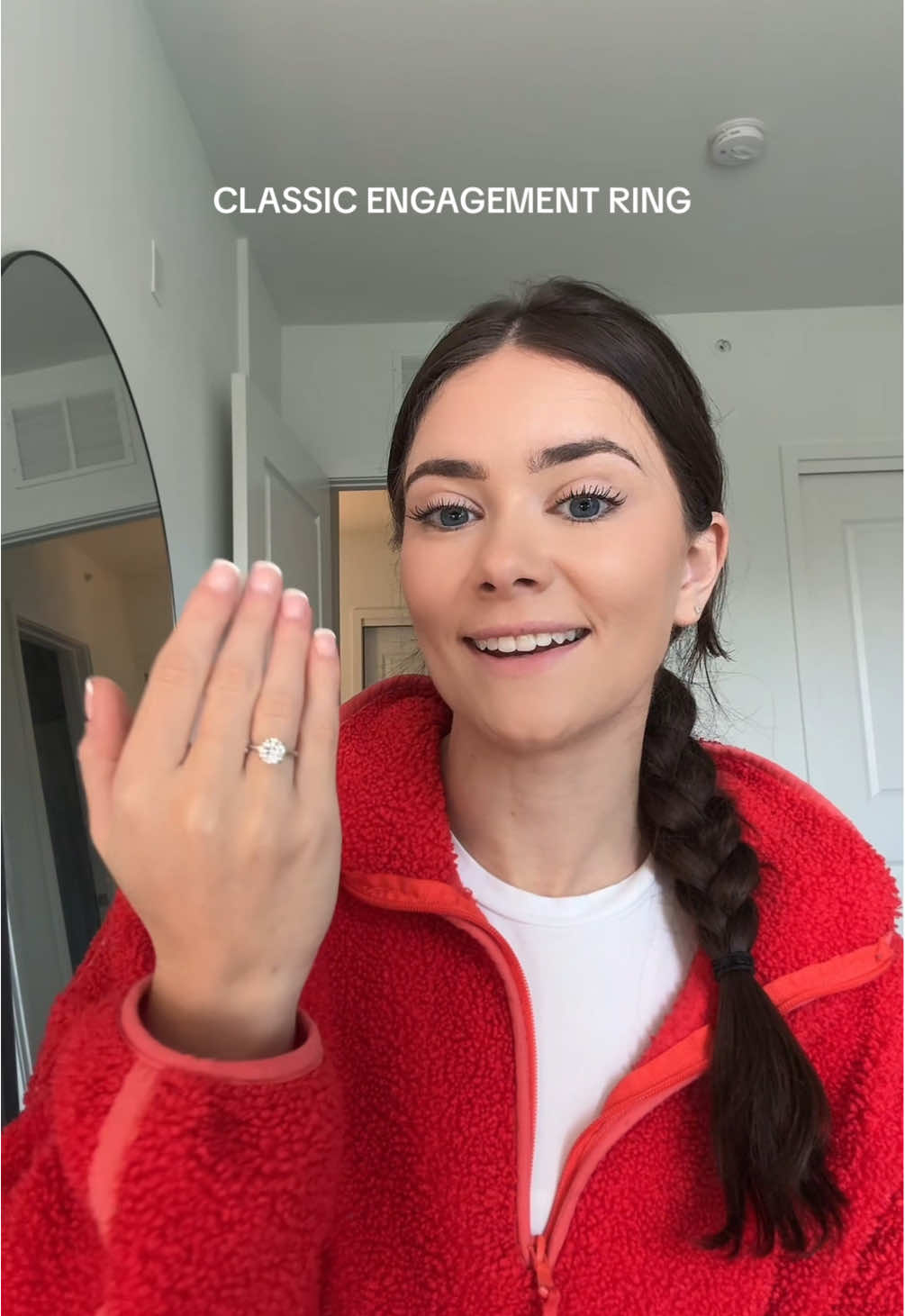 My dream ring 🥹💍✨ #classicengagementring #engagementring #dreamengagementring #rounddiamond #engaged 