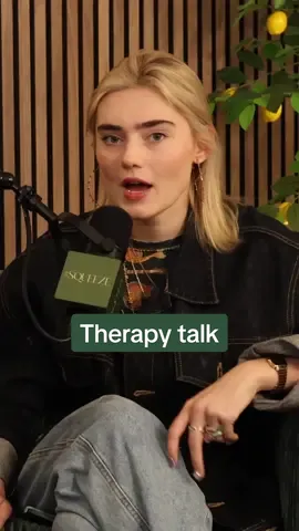 This week, @meg donnelly opens up about first experiencing anxiety and intrusive thoughts at just eight years old, shedding light on the triggers and how they impacted her childhood. She also shares how her anxiety has evolved over time and the balance she's created with social media to support her mental well-being. Listen to the episode now on Spotify and Apple Podcasts, or watch on YouTube! 💛 @Taylor Lautner @Tay Lautner  #thesqueezepodcast #megdonelly #thesqueeze #MentalHealth 