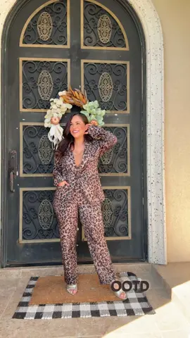 #trending #fypシ゚viral #fyp #paratiiiiiiiiiiiiiiiiiiiiiiiiiiiiiii #fitcheck #OOTD #fashiontiktok #fall #leopard #trends 
