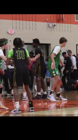 #creatorsearchinsights Basketball highlights from Timmys 1st travel tournament of the season #basketball #fyp #basketballtiktok 