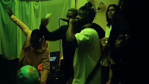 Juice Wrld - Let Me Know                                                                                              #fyp #song #juicewrld #brentfaiyaz 