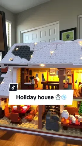 Click the orange shopping cart and get this super cute snowy house! It might take a couple hours, or days to build, but its sooo worth it!! ⛄️🏠❄️ #tiktokshop #buildingblocks #giftsforhim #giftsforher #giftsforkids #hobby #peaceful 