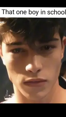 He could literally be a model #fyp #chico #franciscolachowski #model #peach #victoriassecret #fine #tikok 