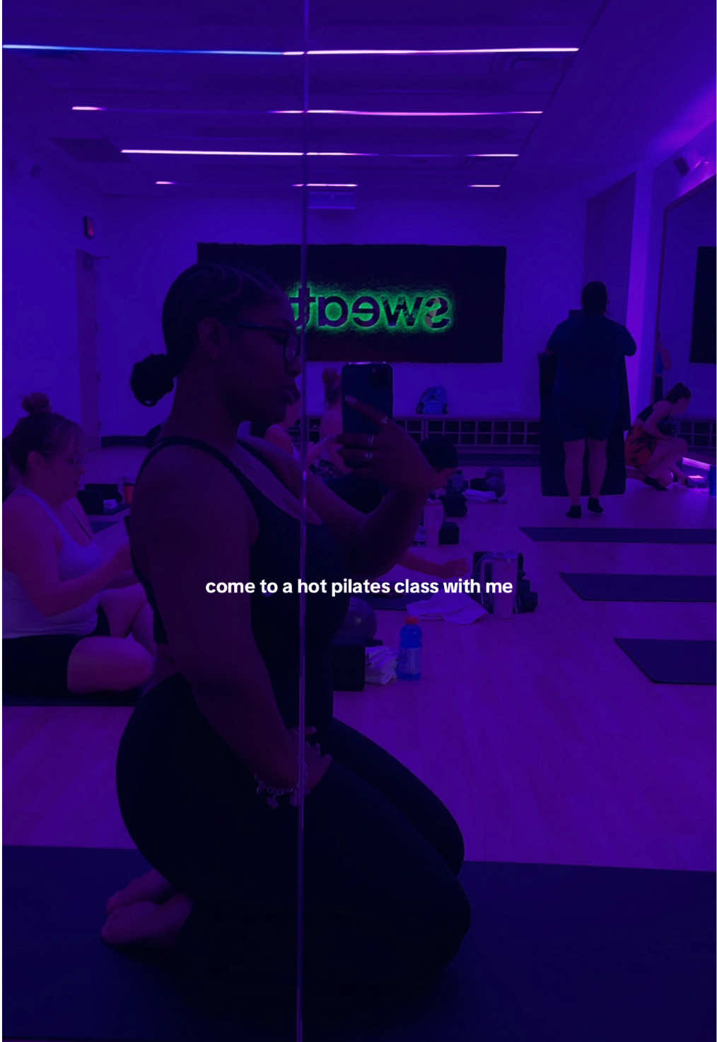 another class down! 🤭 i think ima take weekend classes too. I am not playing about the strawberry marg on the rocks with my tiny bathing suit & my abs!🩰  #fyp #pilatesgirl #hotpilates #hotpilateshtx #htxhotpilates 
