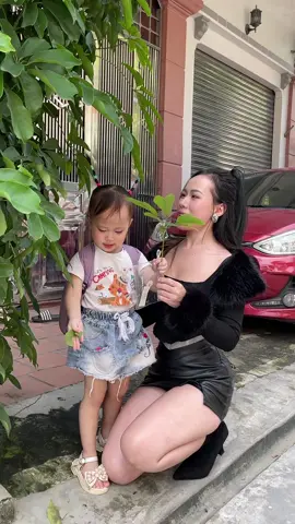 40T người ta nhà lầu xe hơi, còn tui có 3 đứa nhỏ là tài sản vô giá, không gì bằng con cái khoẻ mạnh bình an mn hì #mẹ3con #Latex_corset_chuẩn #eothondangdeptainha #trending #caotrang #giammobung 