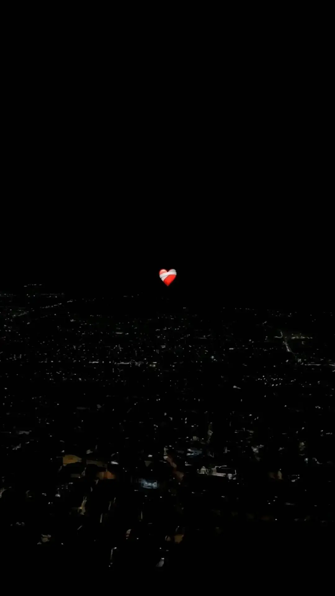 cette chanson              #شاشة_سوداء🖤 #اغاني_جزائرية #صحاب_الكيتمان_صفا_شوية🥴🔥🎶 #راي_جزائري💞🌼 #دير_كيتمان🎧 #راب_جزائري #fyp #راي_جزائري 