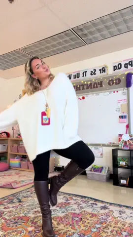 ootds this week🍎📝 really chose comfort over style🤣😅 #trending #teachers #OOTD #outfit #teachersoftiktok #follow #like #fyp #style #fashion 