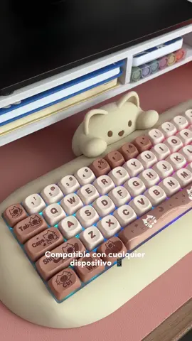 Este es el teclado más bonito! 💕⌨️✨🎀 de @YUNZII KEYBOARD #teclado #tech #tecnologia #accesorios #aesthetic #unboxing #cat #catlover #gato #desksetup #decoration 
