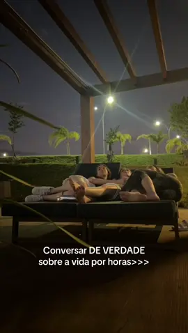 melhor que qualquer resenha @bharbara @isabelle #deepconversations #girlstalk #latenighttalking 