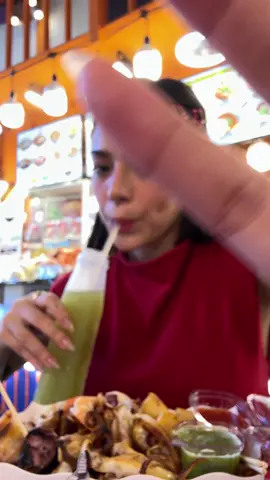 Want to know the 5 reasons why you should visit Thailand? 🇹🇭 Book your Thailand trip now with Holiday Factory Philippines for as low as PHP 14,499! 🌟 This all-inclusive package covers flights, hotel stays, transfers, tour guide assistance, and travel insurance! 🤩✈️ Don’t miss out—affordable travel made easy with the first and only tour operator in the Philippines! 🇵🇭💙 #HolidayFactoryPH #ExploreThailand #TravelGoals #MegaGiveaway