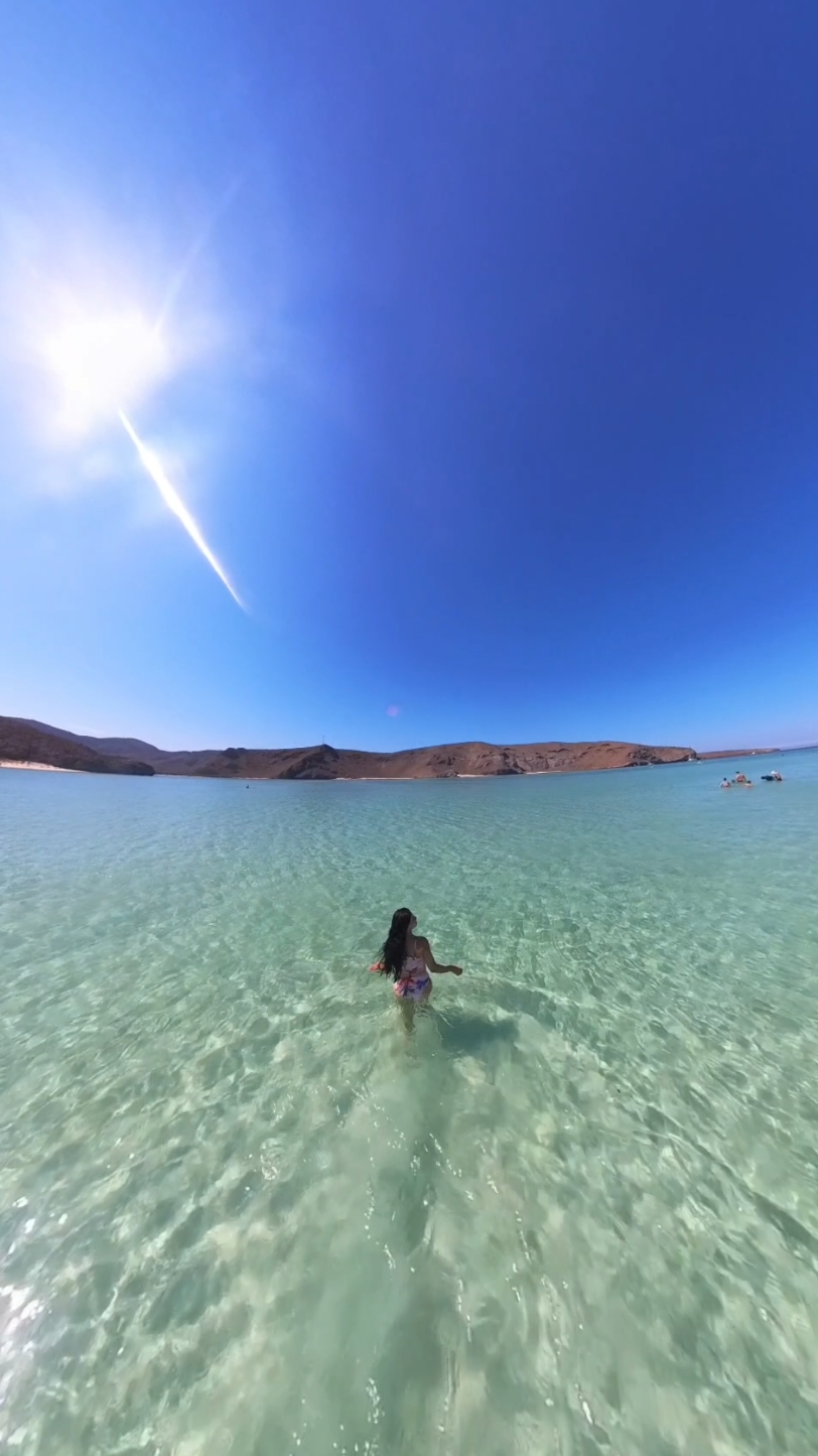 Ve el mundo. Es más fantástico que cualquier sueño✨️ #travel #viajes #vacaciones #playa #balandra #lapaz #insta360 #insta360x4 #360view #paratiiiiii #fypviral #viral 
