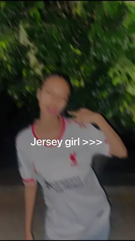 #jersey #jerseygirl #outfit #OOTD #fyp #foryoupage❤️❤️ #viral_video_ #liverpool 