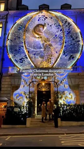 Fairytale Christmas decoration to see in London 🧚🏻✨❄️⁣ ⁣ Annabel’s, located in the heart of Mayfair, London, is one of the world’s most exclusive private members’ clubs, famed for its opulent interiors and illustrious history. Founded in 1963 by Mark Birley, it’s the only nightclub Queen Elizabeth II reportedly visited during her reign—a testament to its unparalleled status.⁣ ⁣ The club is known for its jaw-dropping themed decorations, particularly during Christmas, when its façade transforms into an extravagant display that draws crowds from across London. The interiors are equally stunning, with rooms designed by renowned decorator Martin Brudnizki, blending timeless glamour with modern luxury. ⁣ ⁣ In symbolism, peacocks are often linked to renewal and immortality, themes that align beautifully with the spirit of Christmas—a time of hope, joy, and new beginnings. ⁣ ⁣ 📍 Annabel’s, 46 Berkeley Square, London W1J 5AT⁣ #londonblogger #londonchristmaslights #londonchristmas #christmaslights #mayfairlondon #mayfair #londontiktok #londongirl #londres 