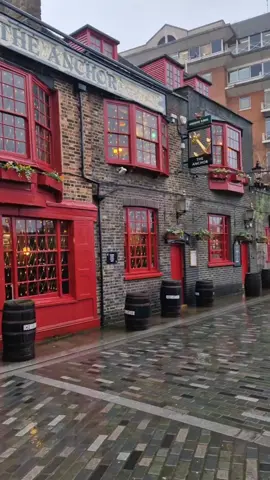 London❤️🇬🇧 #london #londonspots #uktravel #londonvibe #londonview #londonlover #londonuk  #londonlovers #londonlook  #visitlondon #cityoflondon #londonforyou #mysecretlondon #londondisclosure #explorelondon #londontravel #secretlondon #londonguru #visitlondonofficial  London Travel | Explore London | Discover London | Inspiration | What to do in London | Photo | City | Trip | View | Pics | Connect